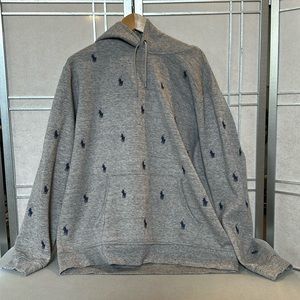 Polo sweatshirt(hoodie).